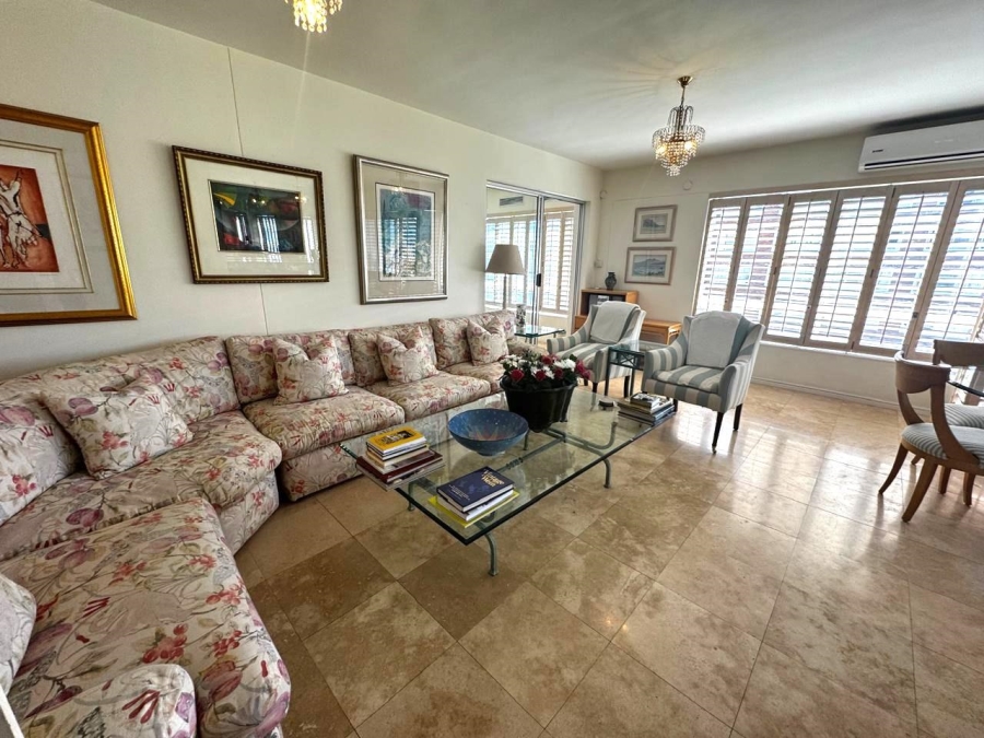 To Let 2 Bedroom Property for Rent in Sea Point Western Cape